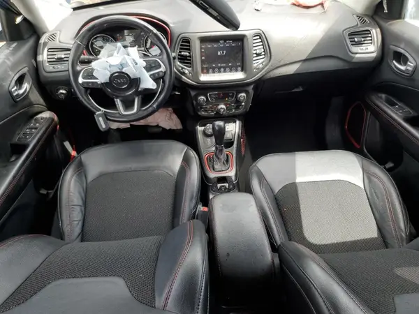 3C4NJDDB8MT576837 2021 JEEP COMPASS - Image 8
