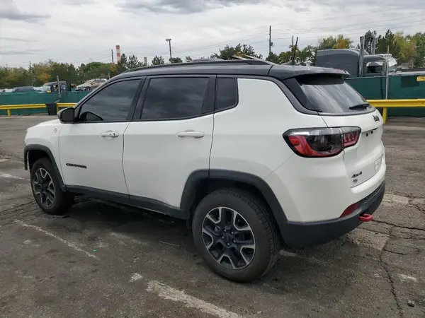 3C4NJDDB8MT590012 2021 JEEP COMPASS - Image 2