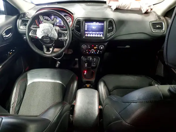 3C4NJDDB8MT590687 2021 JEEP COMPASS - Image 8