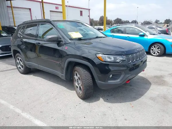 3C4NJDDB8NT107992 2022 JEEP COMPASS - Image 1