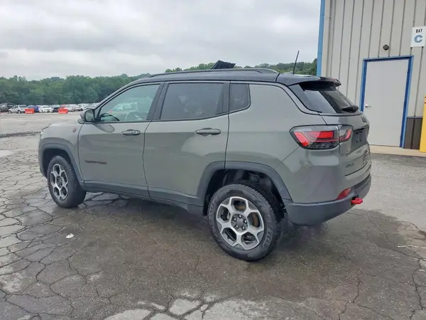 3C4NJDDB8NT110908 2022 JEEP COMPASS - Image 2