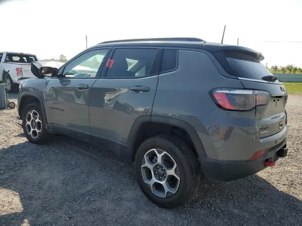 3C4NJDDB8NT114294 2022 JEEP COMPASS - Image 2