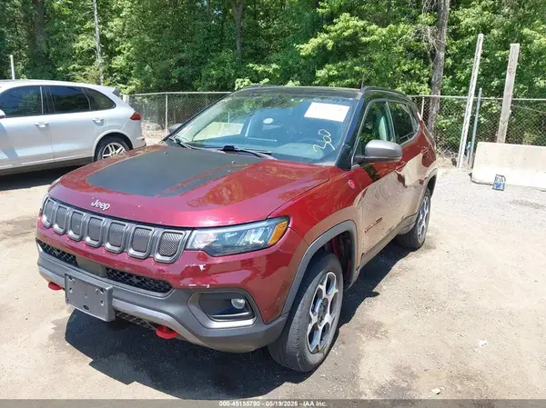 3C4NJDDB8NT124100 2022 JEEP COMPASS - Image 2