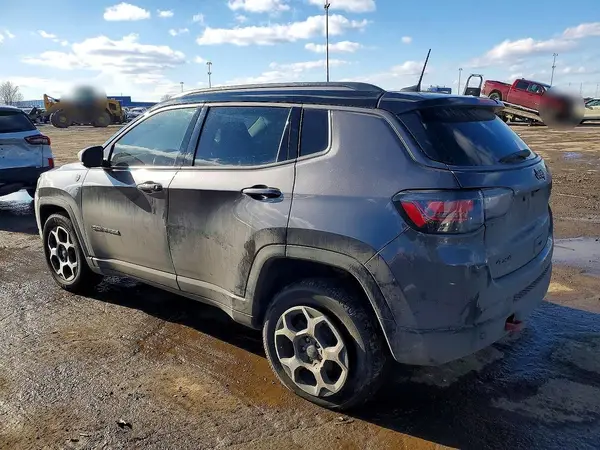 3C4NJDDB8NT148185 2022 JEEP COMPASS - Image 2