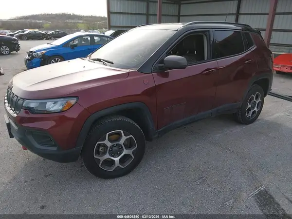 3C4NJDDB8NT153323 2022 JEEP COMPASS - Image 2
