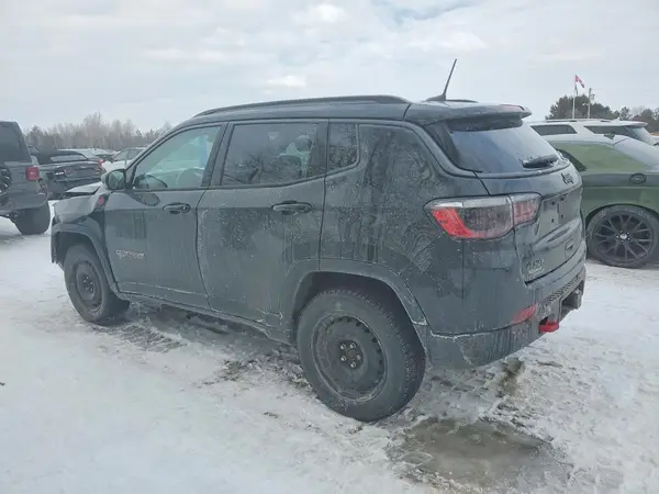 3C4NJDDB8NT172910 2022 JEEP COMPASS - Image 2