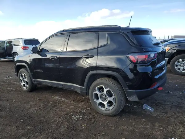 3C4NJDDB8NT208515 2022 JEEP COMPASS - Image 2