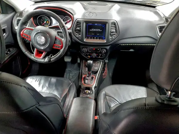 3C4NJDDB9HT631687 2017 JEEP COMPASS - Image 8