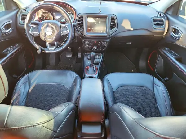 3C4NJDDB9HT675088 2017 JEEP COMPASS - Image 8