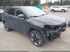 3C4NJDDB9JT129395 2018 JEEP COMPASS