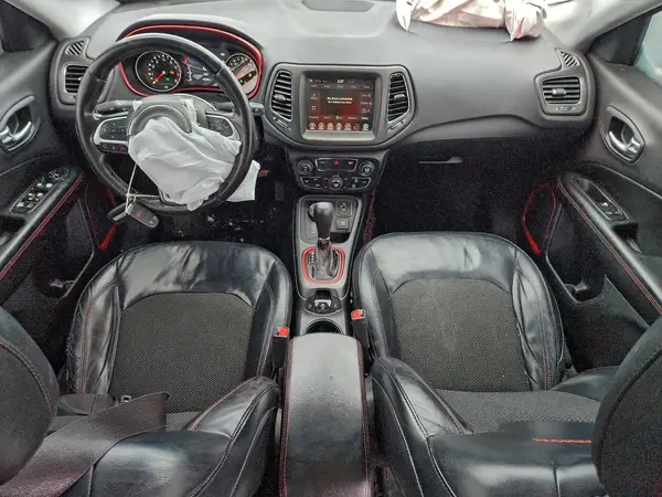 3C4NJDDB9JT129574 2018 JEEP COMPASS - Image 8