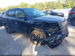 3C4NJDDB9JT187541 2018 JEEP COMPASS