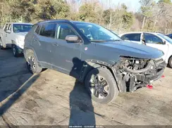 3C4NJDDB9JT191802 2018 JEEP COMPASS