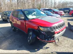 3C4NJDDB9JT232560 2018 JEEP COMPASS