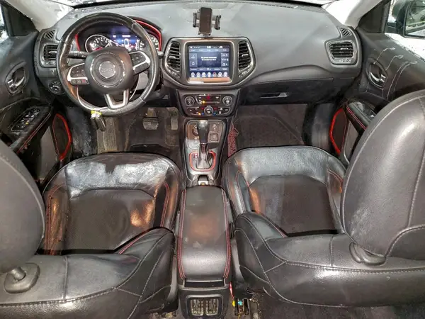 3C4NJDDB9JT245860 2018 JEEP COMPASS - Image 8