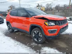 3C4NJDDB9JT255613 2018 JEEP COMPASS