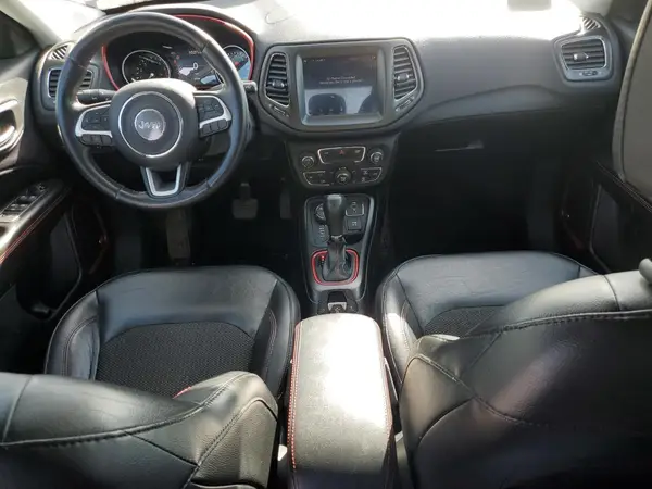 3C4NJDDB9JT265364 2018 JEEP COMPASS - Image 8