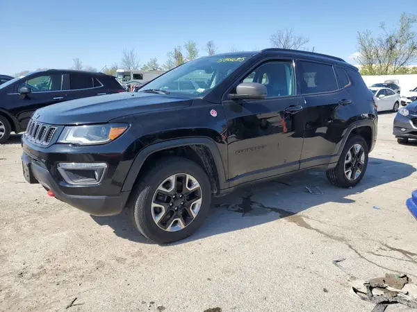 3C4NJDDB9JT270161 2018 JEEP COMPASS - Image 1