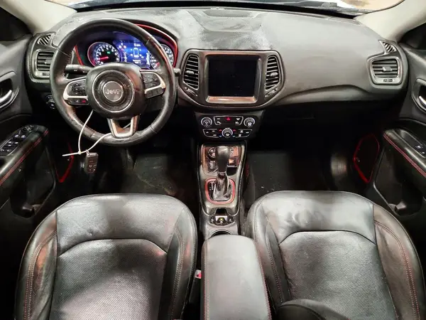 3C4NJDDB9JT284111 2018 JEEP COMPASS - Image 8