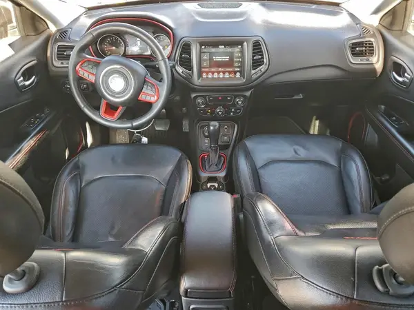 3C4NJDDB9JT337471 2018 JEEP COMPASS - Image 8
