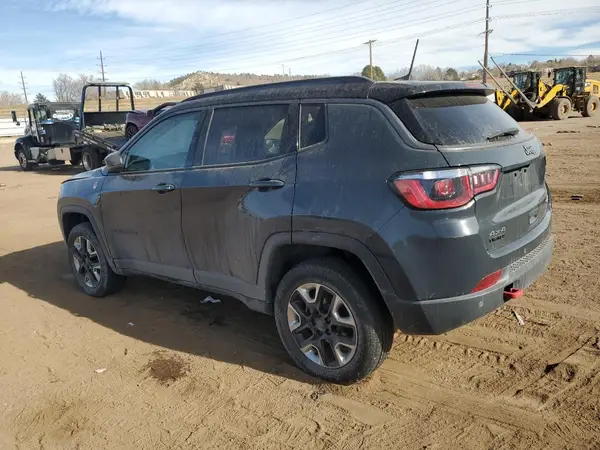 3C4NJDDB9JT337597 2018 JEEP COMPASS - Image 2