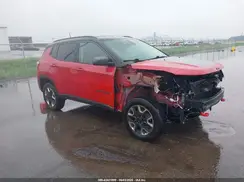 3C4NJDDB9JT341679 2018 JEEP COMPASS
