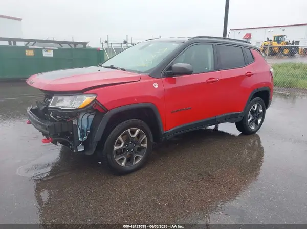 3C4NJDDB9JT341679 2018 JEEP COMPASS - Image 2