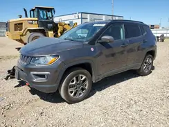 3C4NJDDB9JT403923 2018 JEEP COMPASS
