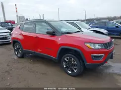 3C4NJDDB9JT417501 2018 JEEP COMPASS