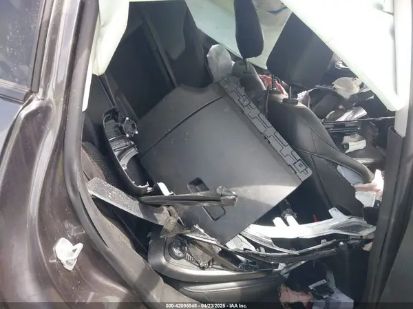 3C4NJDDB9JT441930 2018 JEEP COMPASS - Image 8
