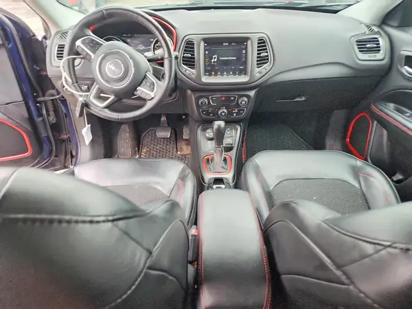 3C4NJDDB9JT457710 2018 JEEP COMPASS - Image 8