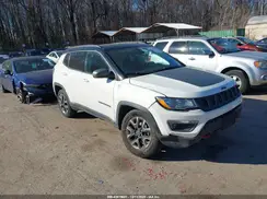 3C4NJDDB9JT465595 2018 JEEP COMPASS