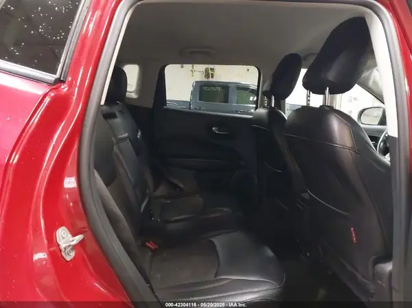 3C4NJDDB9JT470005 2018 JEEP COMPASS - Image 8