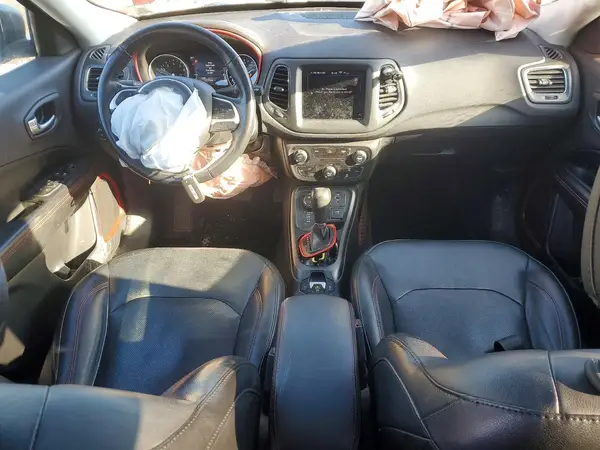 3C4NJDDB9JT501494 2018 JEEP COMPASS - Image 8