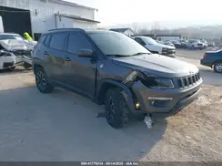 3C4NJDDB9KT622415 2019 JEEP COMPASS