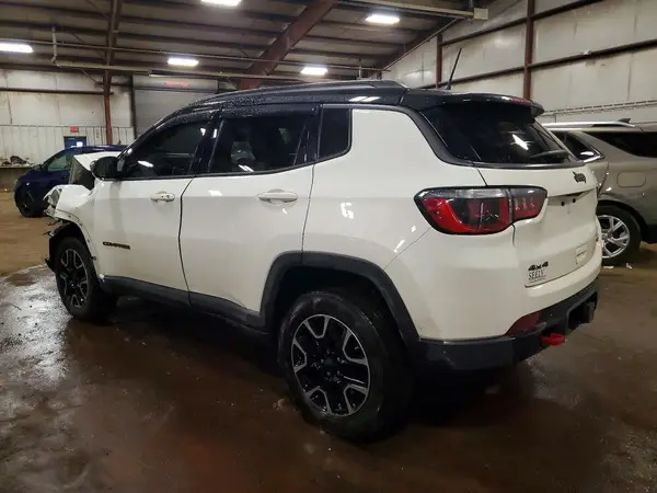3C4NJDDB9KT629316 2019 JEEP COMPASS - Image 2