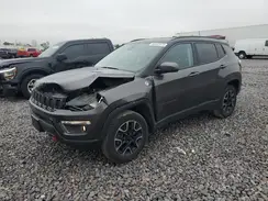 3C4NJDDB9KT654216 2019 JEEP COMPASS