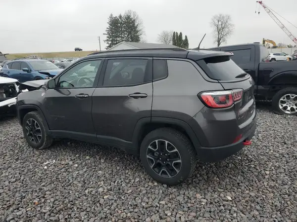 3C4NJDDB9KT654216 2019 JEEP COMPASS - Image 2