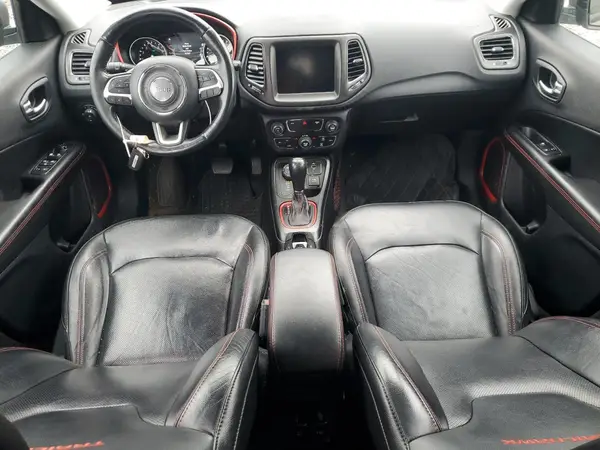 3C4NJDDB9KT654216 2019 JEEP COMPASS - Image 8