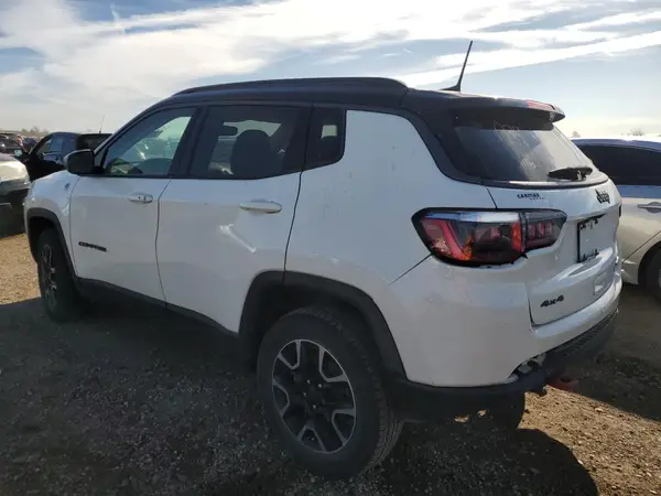 3C4NJDDB9KT668827 2019 JEEP COMPASS - Image 2