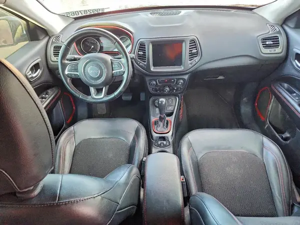3C4NJDDB9KT670920 2019 JEEP COMPASS - Image 8
