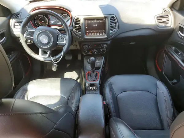 3C4NJDDB9KT697714 2019 JEEP COMPASS - Image 8