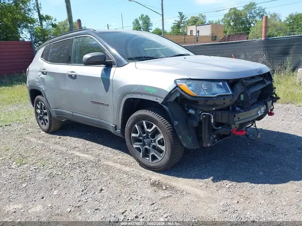 3C4NJDDB9KT712941 2019 JEEP COMPASS - Image 1