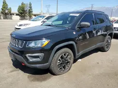 3C4NJDDB9KT772203 2019 JEEP COMPASS