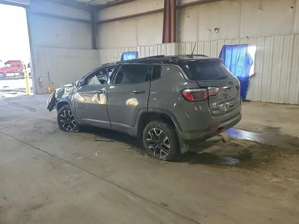 3C4NJDDB9KT781046 2019 JEEP COMPASS - Image 2