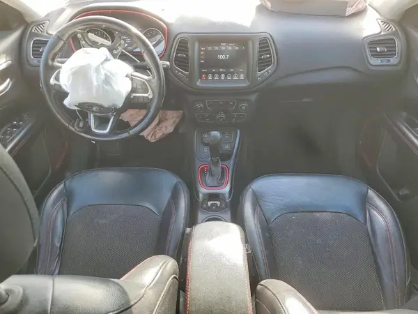 3C4NJDDB9KT799370 2019 JEEP COMPASS - Image 8