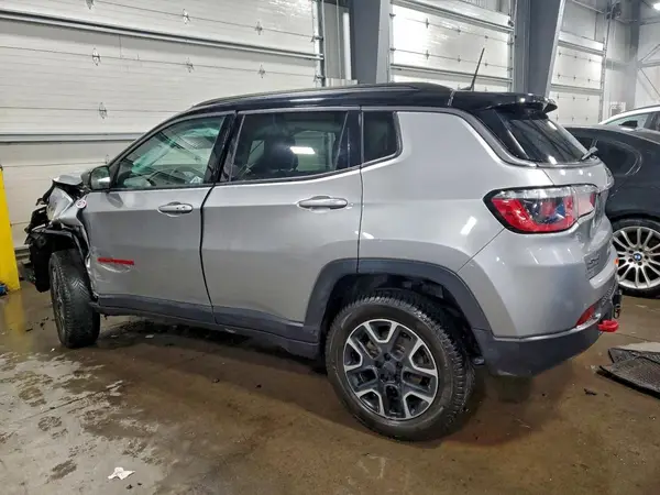 3C4NJDDB9KT849068 2019 JEEP COMPASS - Image 2