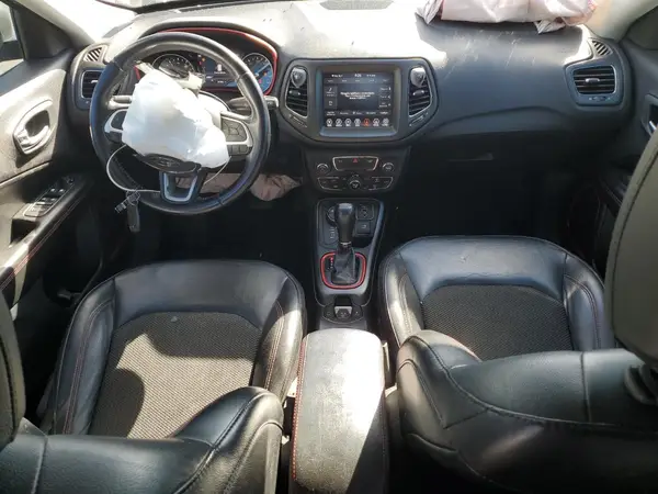 3C4NJDDB9LT106573 2020 JEEP COMPASS - Image 8