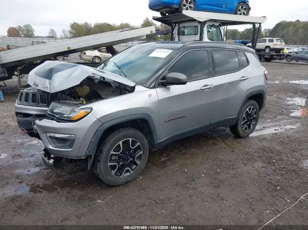 3C4NJDDB9LT106721 2020 JEEP COMPASS - Image 2