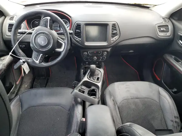 3C4NJDDB9LT145132 2020 JEEP COMPASS - Image 8
